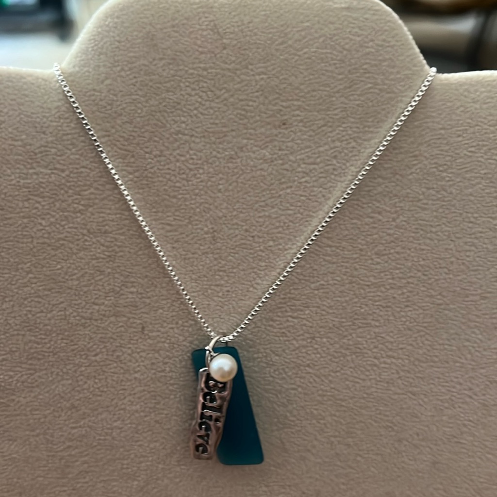 Necklace 15$